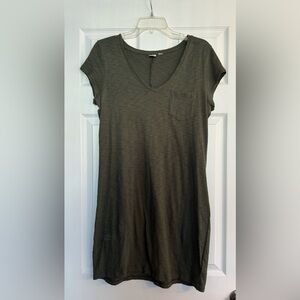 GAP green midi V-Neck T shirt dress